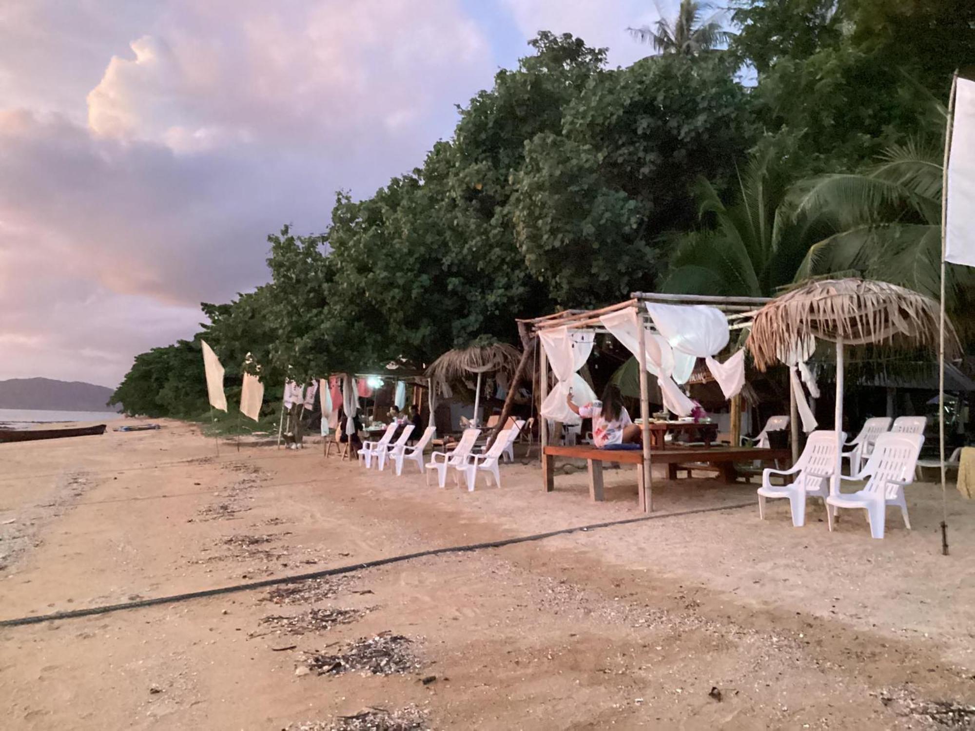 Malee Homestay Ko Por Esterno foto