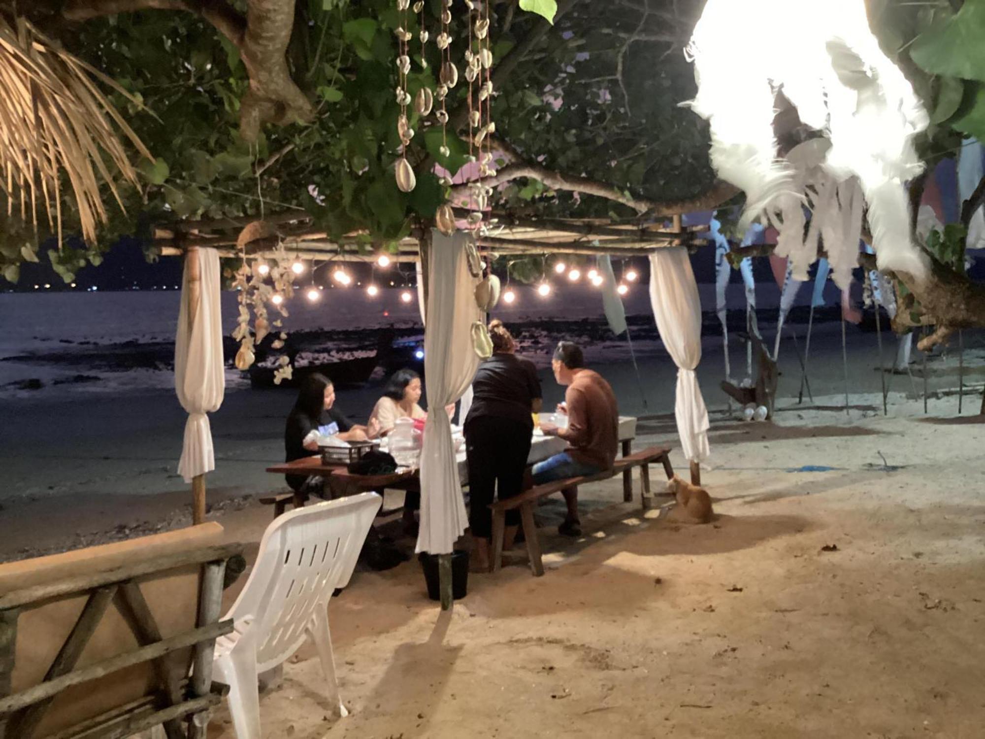 Malee Homestay Ko Por Esterno foto
